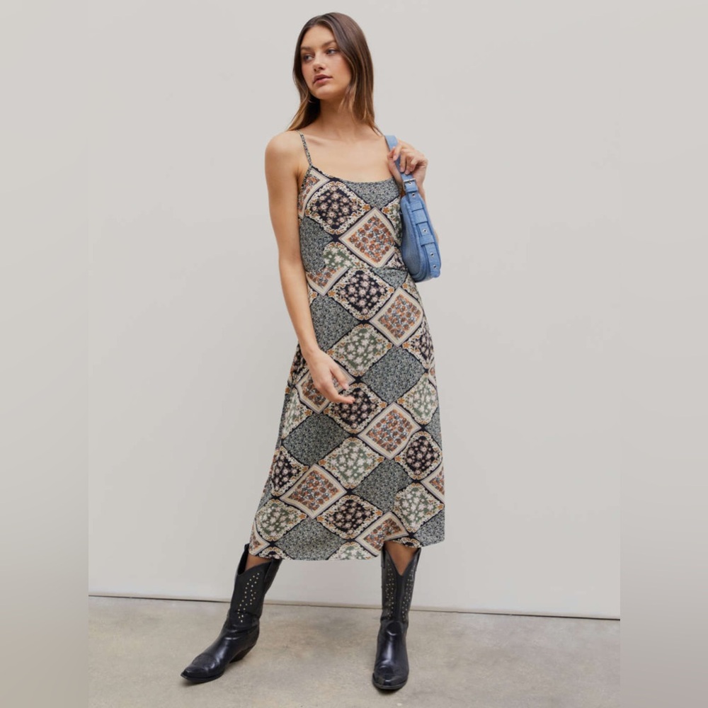 Cider Floral Pattern Cami Midi Dress